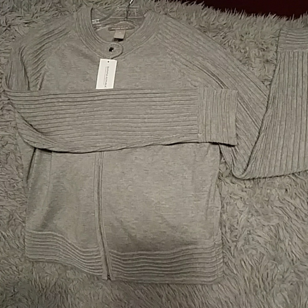 Grey banana republic zip up sweater